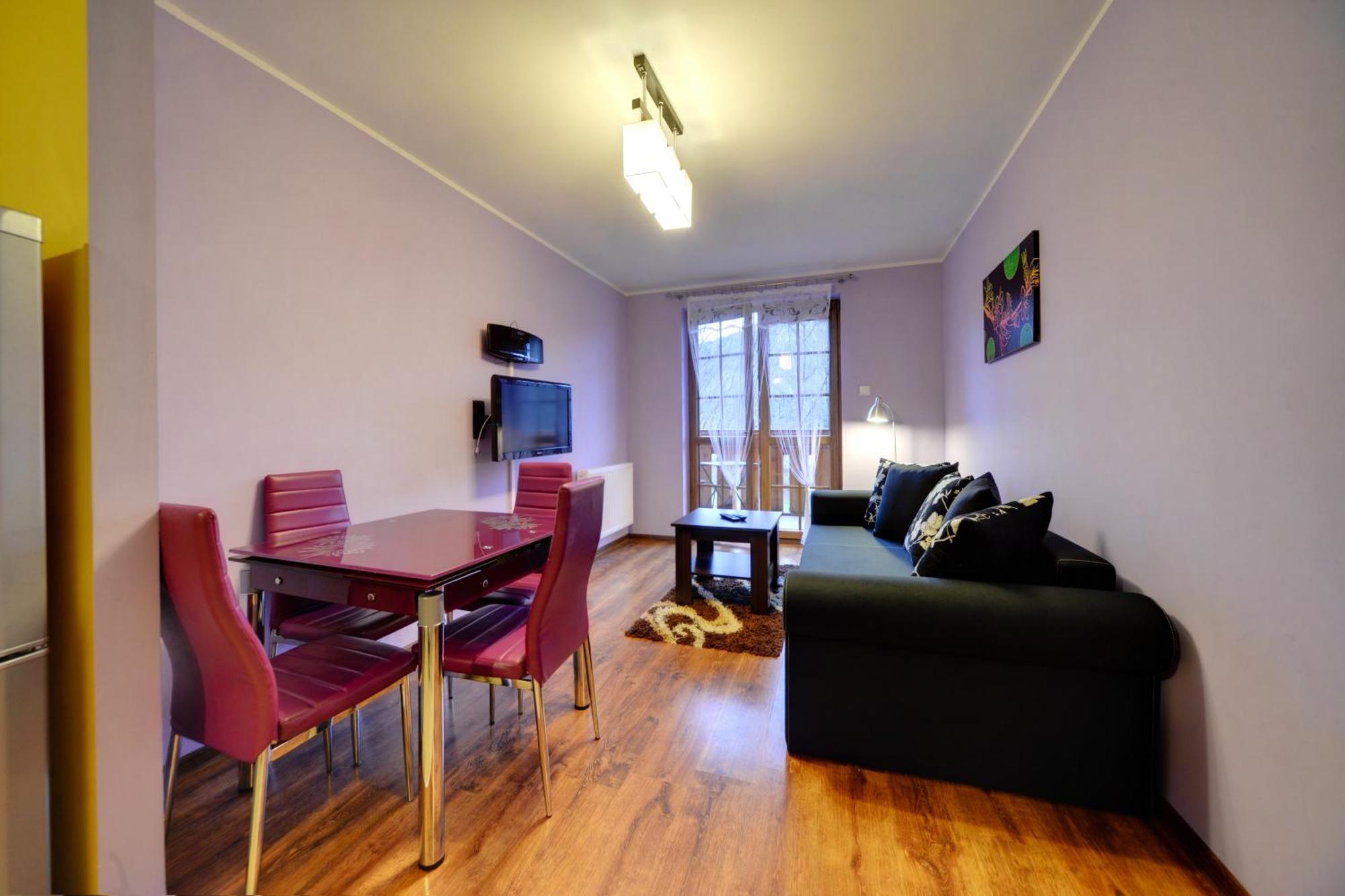 Sun Seasons 24 - Lesny Dom Apartment *